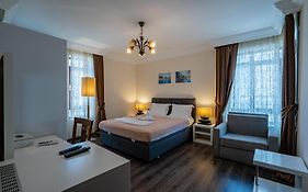 Sare Beach Hotel